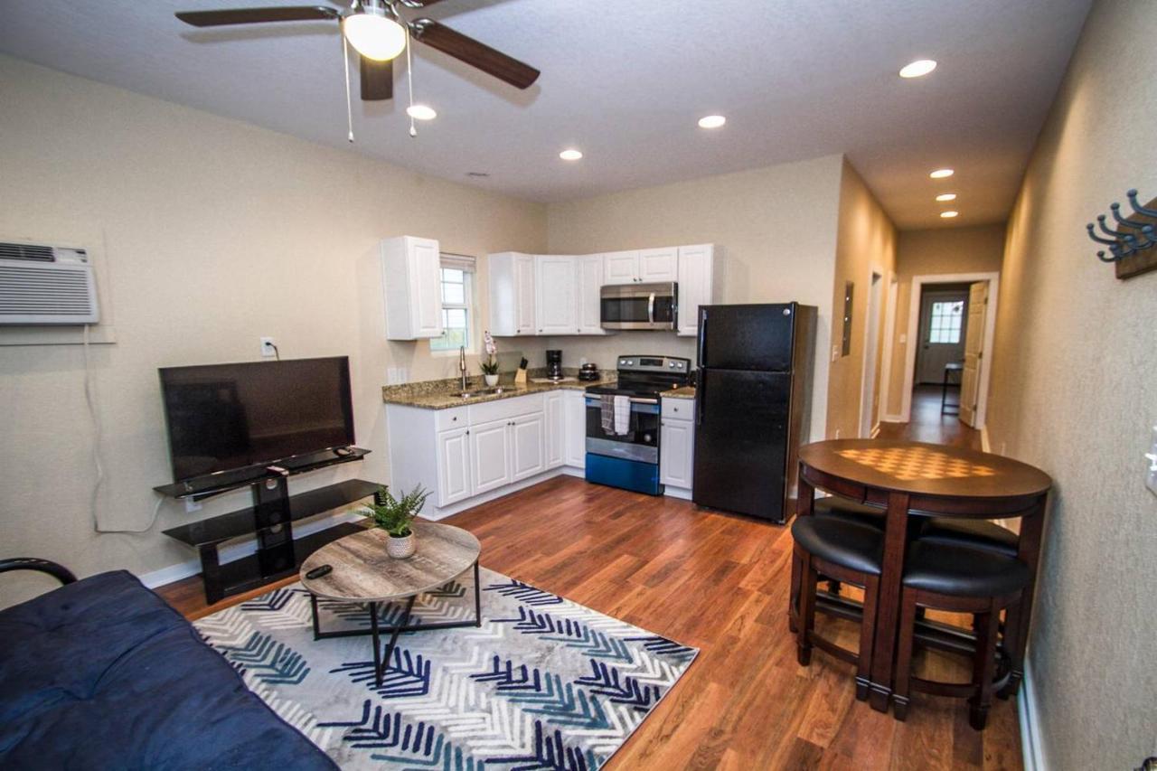 Apartamento Hackberry St #A Renovated 2Br/2Ba Near Downtown San Antonio Exterior foto